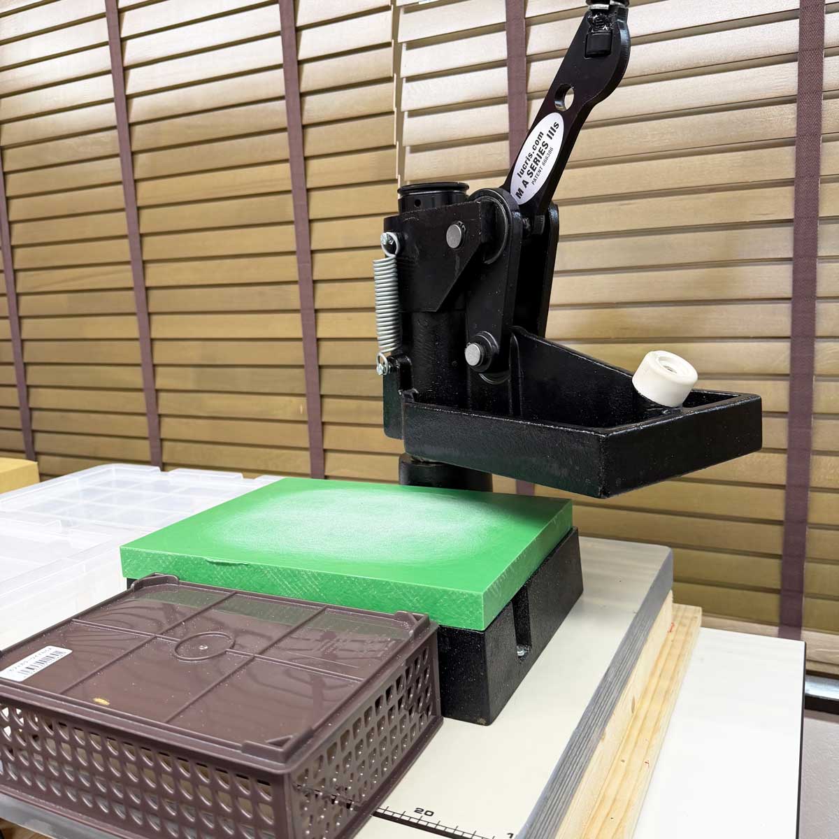 エントワ工場見学-クリッカー機