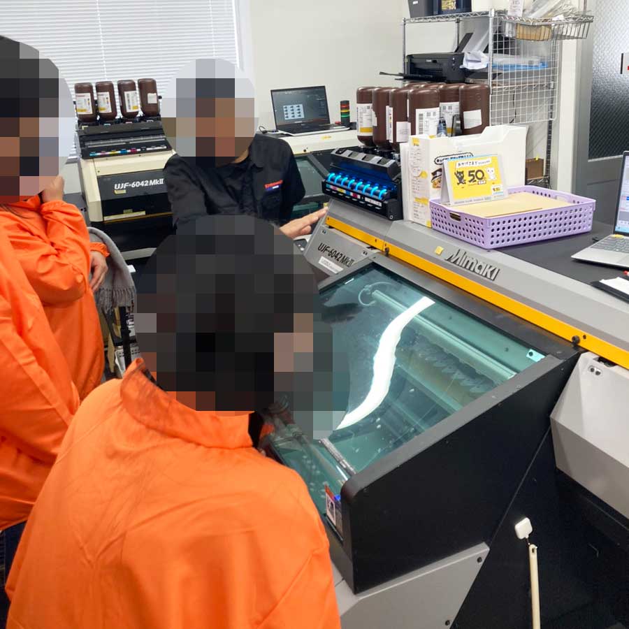 エントワ工場見学-アクリル製造見学