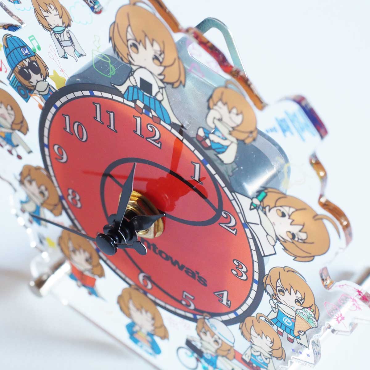 キャラクターアクリル時計