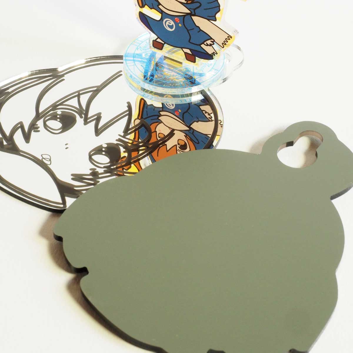 アクリルミラーグッズの裏側