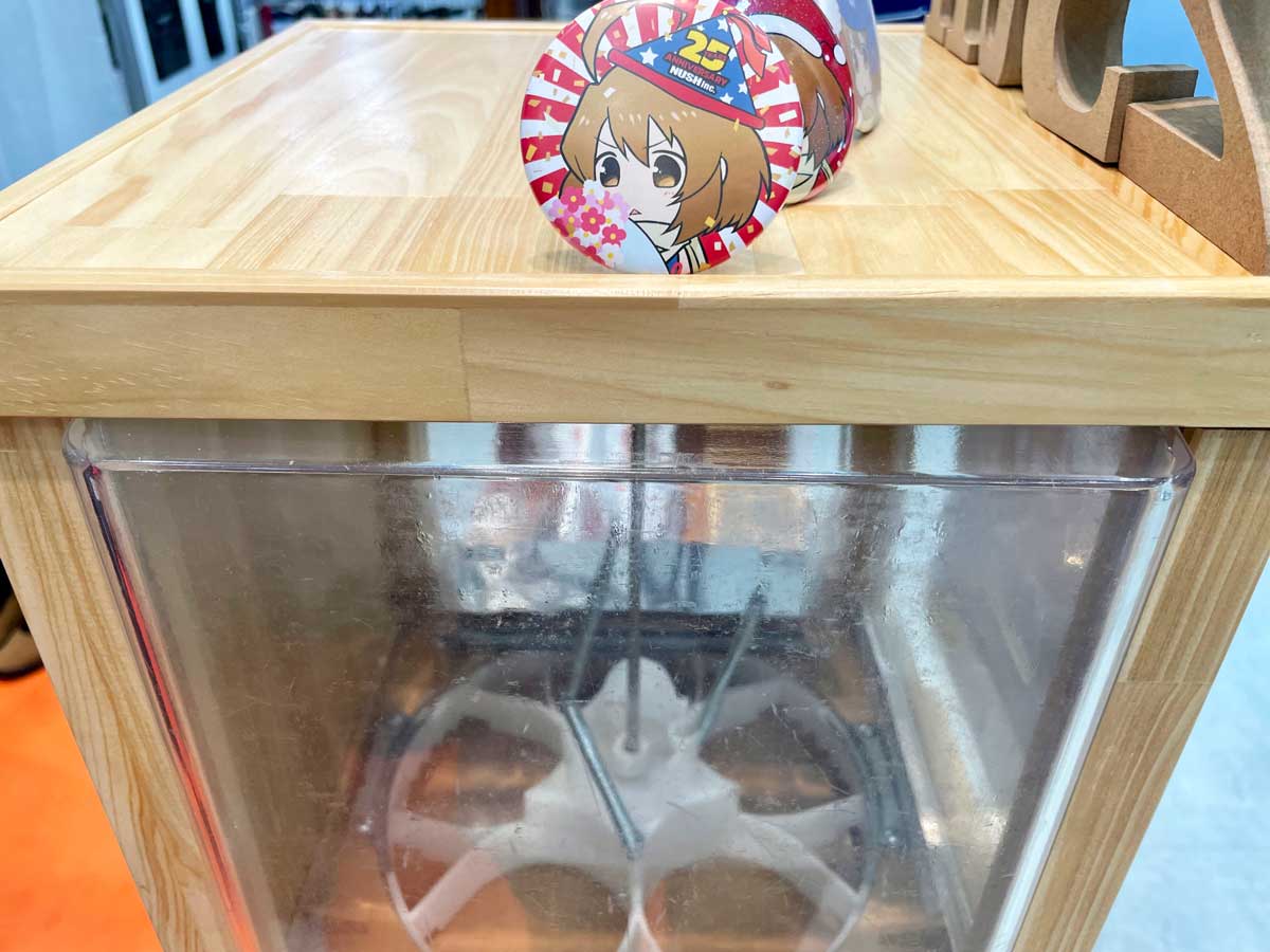 ガチャガチャ機械