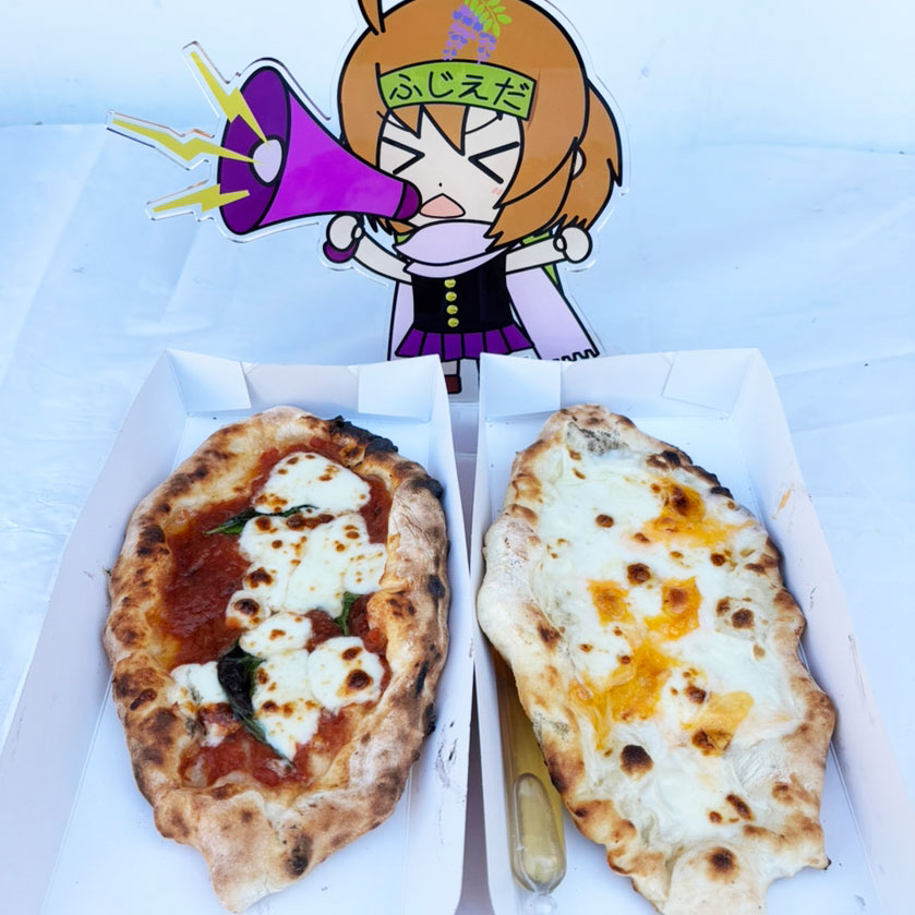 Pizzeria ManoManoのピッツァ