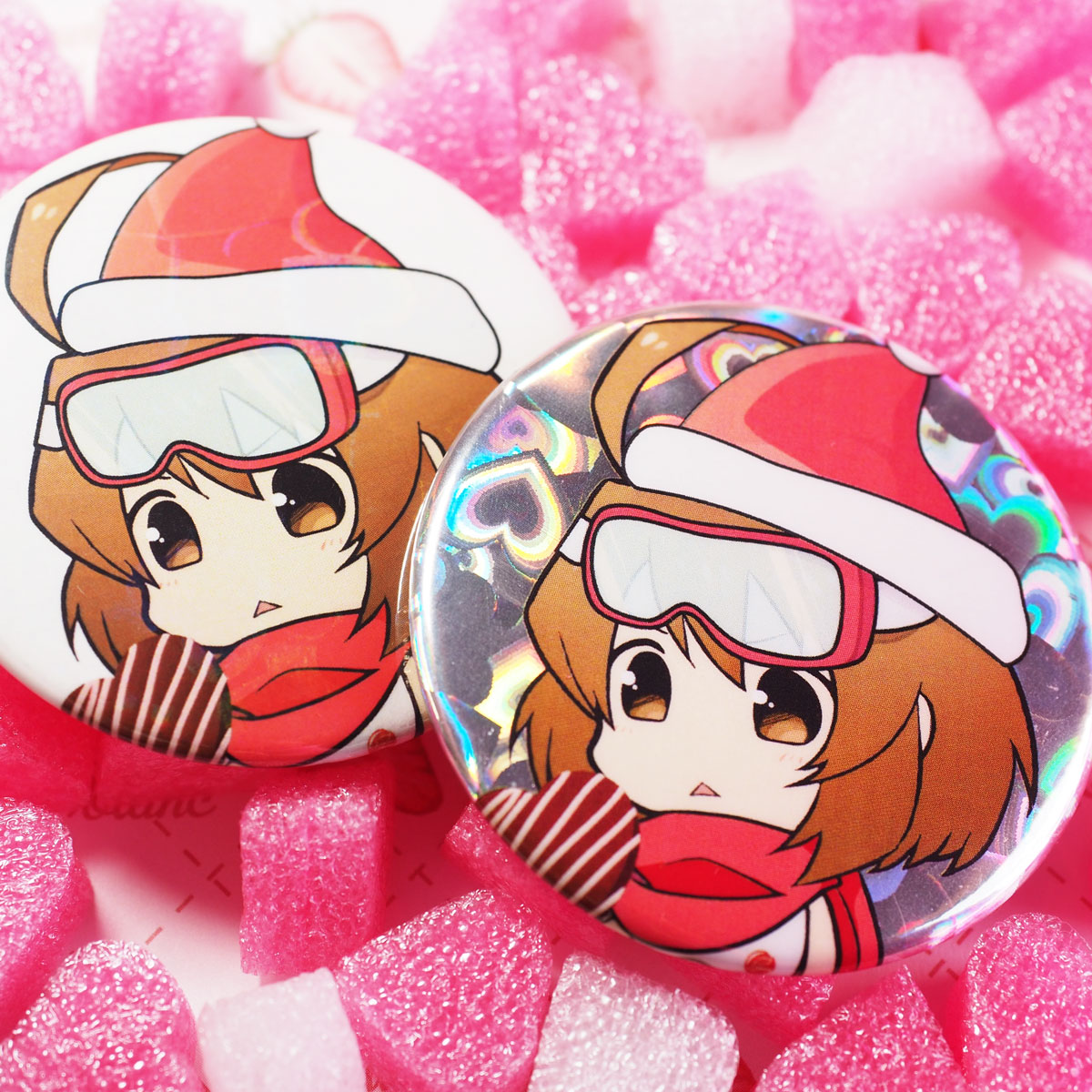 缶バッジの「アンダーホロ」と「オーバーホロ」