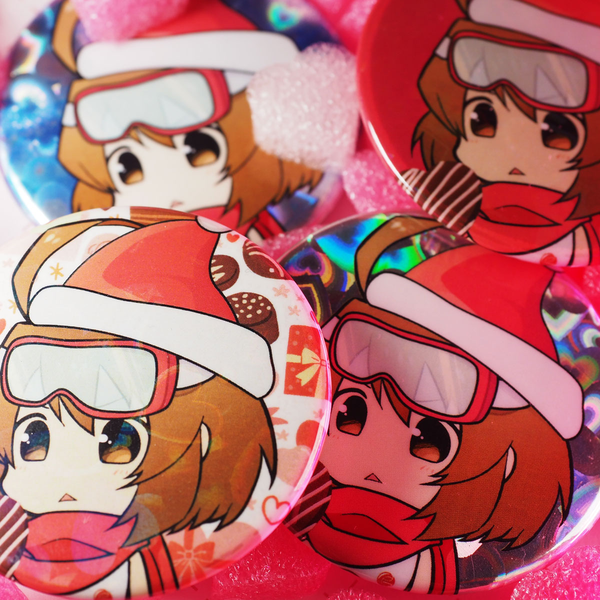 缶バッジの「アンダーホロ」と「オーバーホロ」