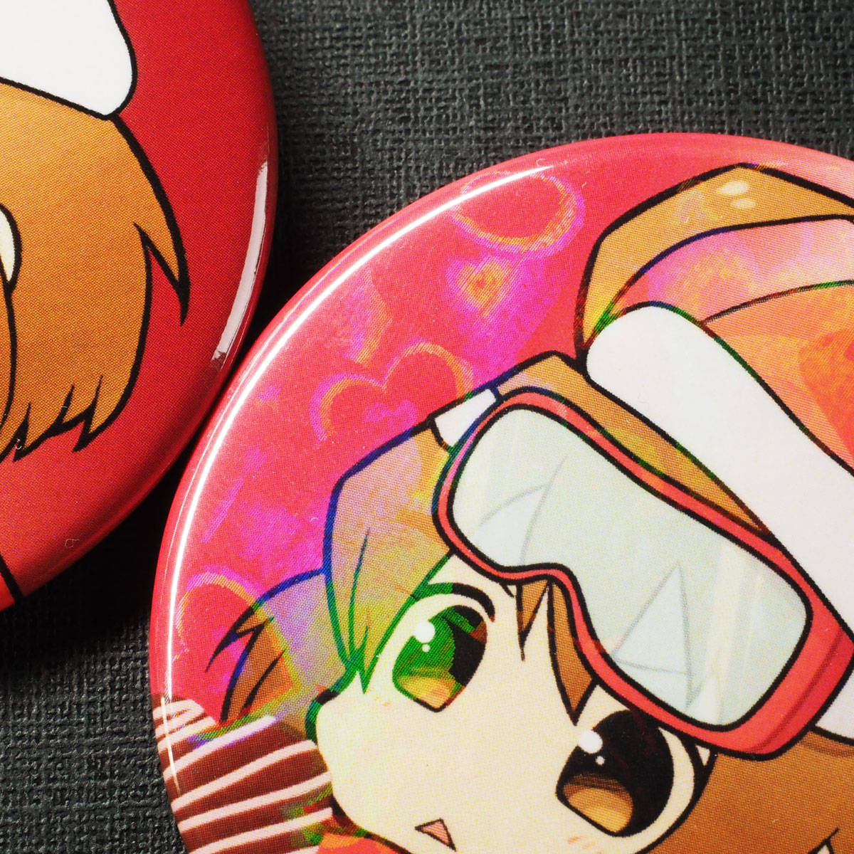 缶バッジの「オーバーホロ」