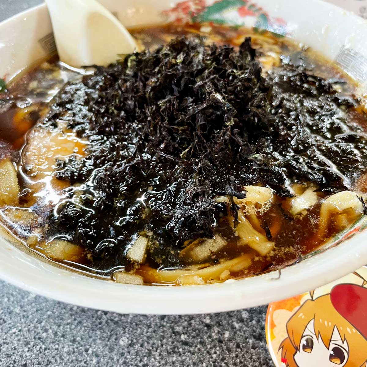龍華亭の岩のりラーメン